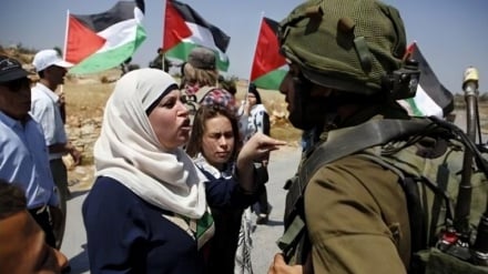 過去2年間でイスラエルの暴力の犠牲になったパレスチナ人女性は3万3000人