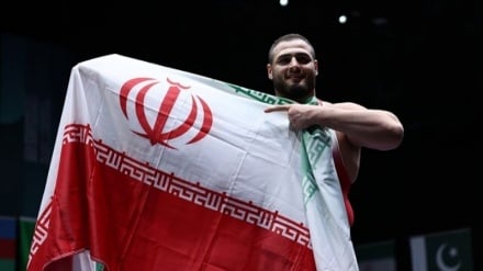 Ringen bei den Islamischen Solidaritätsspielen: Iran gewinnt die vierte Goldmedaille