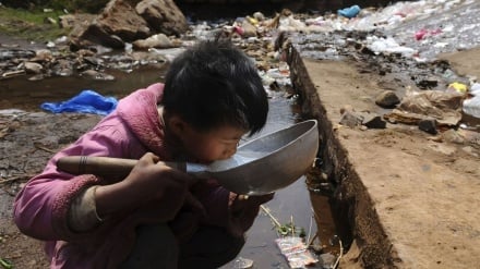 یونیسف: از هر ده نفر در افغانستان هشت نفر آب آلوده می‌نوشند /  ایران آماده انتقال دانش فنی هوانوردی به تاجیکستان