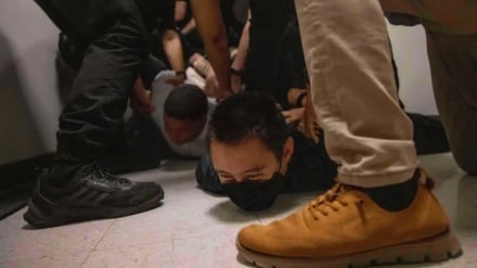 Dari Kekerasan terhadap Pengungsi di Amerika hingga Pertunjukan Udara di Dubai