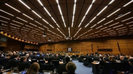 IAEA理事会、反イラン決議を採択