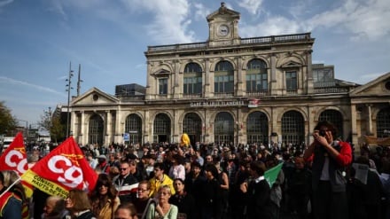 سرخط رسانه‌های فرانسه | از اعتصابات کارگران فرانسوی تا درخواست عفو نتانیاهو برای گریز از محاکمه