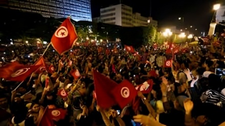 Tunus’ta protestolar sürüyor