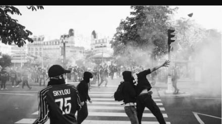 Le Monde: Fransız Gençler, Seslerinin Duyulmadığını Düşünüyor