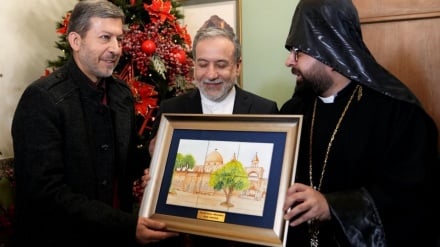 ԻԻՀ ԱԳՆ Արաղչիի ներկայությունը հայկական եկեղեցում Նոր տարվա նախօրեին