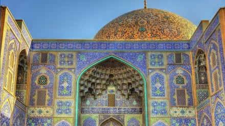 معماری اسلامی ایران چه ویژگی‌ای دارد؟