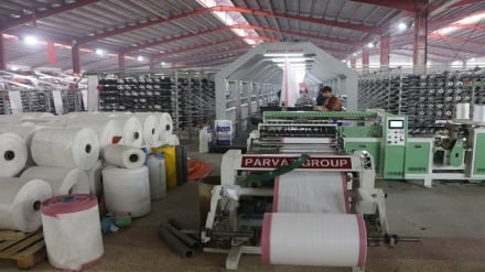 افغانستان در مسیر صادرات؛ تولید بوجی و تار در مزارشریف آغازشد