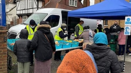 Ana kazi lakini ana njaa; kwa nini wazazi wa Uingereza wanatafuta misaada ya chakula? 