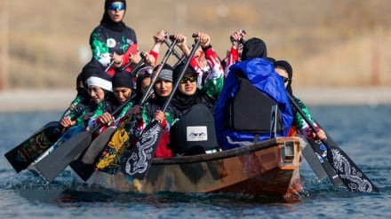 Dhjetë foto; dhjetë ngjarje | Nga Liga Iraniane e Varkëtarëve të Femrave te vjelja e guacave të detit në Lianyungang, Kinë