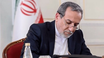 Araghchi aziandikia barua nchi jirani: Tutatoa jibu kali mno kwa uchokozi wowote dhidi ya Iran