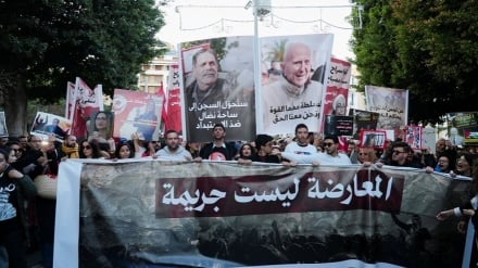 Demonstrasi Anti-Pemerintah di Tunisia