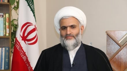 Martabat Manusia; Landasan Demokrasi Religius dari Perspektif Wahyu