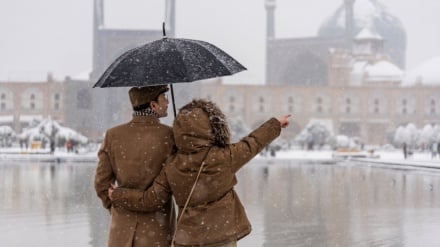  Da qılə Şikil;Da qılə Hodisə|Çinədə bərpo bıə Voa və Biyə Festivaliku tosə İsfohonədə iminə pozə voa 