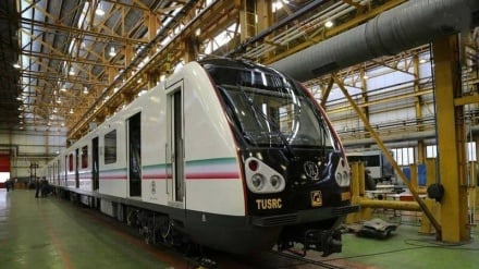 Përdoruesit X | Sanksionet u thyen; treni iranian u vë në lëvizje