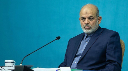  سردار وحیدی: ایران تحرکات دشمنان را با دقت کامل رصد می‌کند