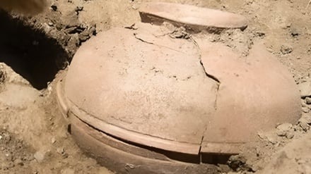 Batı İran’da Çömlekçi Çarkının En Eski Kullanımına Dair Kanıtlar Keşfedildi/ Nadir Bir İsa Mesih Duvar Resmi Bulundu