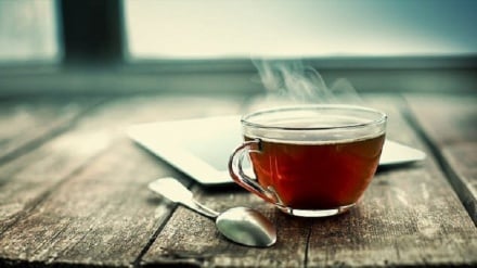 نوشیدن مایعات بسیار داغ را همین امروز متوقف کنید