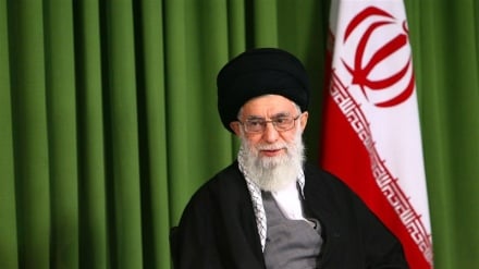 Yolə Rəhbər: İron de qlobal sultə mıborizə navnə cərqədəy 