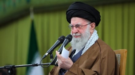 Ayatollah Khamenei: Widerstand gegen den westlichen Medien- und Propagandakrieg ist schwierig, aber möglich