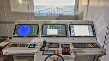 סימולטור לניווט ימי מתוצרת איראן: מאימוני ניווט ועד פעולות בחדר מלחמה