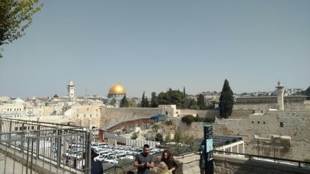 קריאות להגביר את החרם על מרכז 