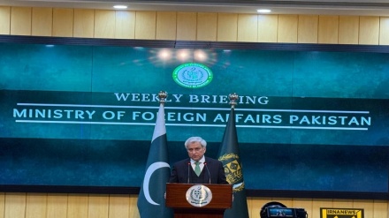 افغانستان کښې د ترهګرو شتون د سیمې د امنیت لپاره خطر دی