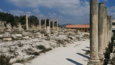 Diğer Medyalar | Ramallah’ta Tarih Hırsızları; İsrail Bizans Dönemi Sütunlarını Çaldı