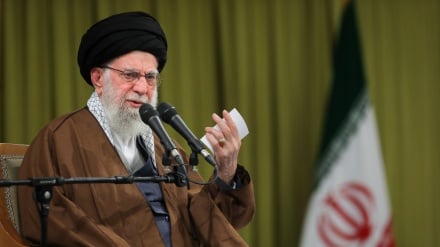 নানামুখী চাপের লক্ষ্য ইরানের ওপর আধিপত্য বিস্তার করা: ইরানের সর্বোচ্চ নেতা