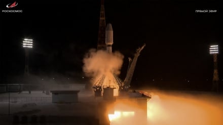 L’Iran lance trois satellites de conception nationale en orbite (Débat)