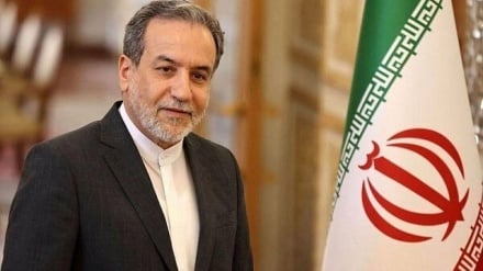 Ироқчӣ вориди Минск шуд ; оғози ройзаниҳои дипломатӣ бо мақомҳои Белорус