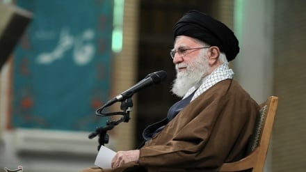 د ځوانانو لپاره د سپيڅلي دفاع د ارزښتونو په هنرمندانه ډول د بیانولو ضرورت شته