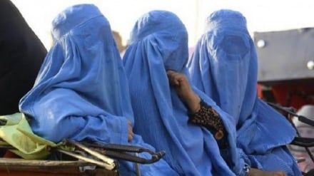 مشکلات اقتصادی؛ گریبانگیر کارمندان زن خانه نشین شده در افغانستان