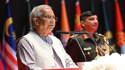 ঐতিহাসিক ভূমিকা পালনে সশস্ত্র বাহিনীর প্রতি প্রধান উপদেষ্টার আহ্বান