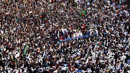 বাংলাদেশে অস্থিরতা বাড়ছে: পরিণত হচ্ছে ভারতের সাথে কূটনৈতিক উত্তেজনায় 