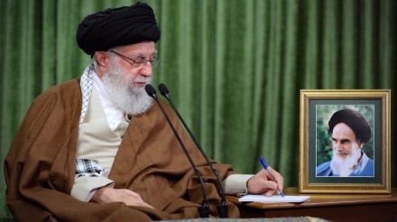 Ayatullah Khamenei: Mashambulizi ya Marekani na Israel yalishindwa kwa hima na ushujaa wa vijana wa Iran