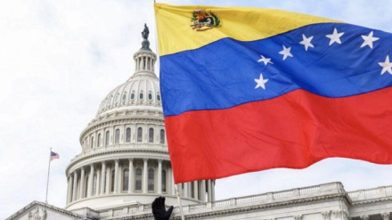 ونزوئلا: توقیف نفتکش توسط آمریکا دزدی دریایی بین‌المللی است