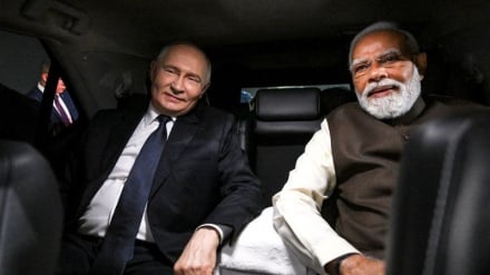 ولادیمیر پوتین د اوکراین د شخړې په حل کښې د هندوستان د هڅې مننه وکړه