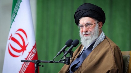 رهبر انقلاب: ارزش‌ها و انگیزه‌های شهدا باید به صورت جدی به نسل بعد منتقل شود