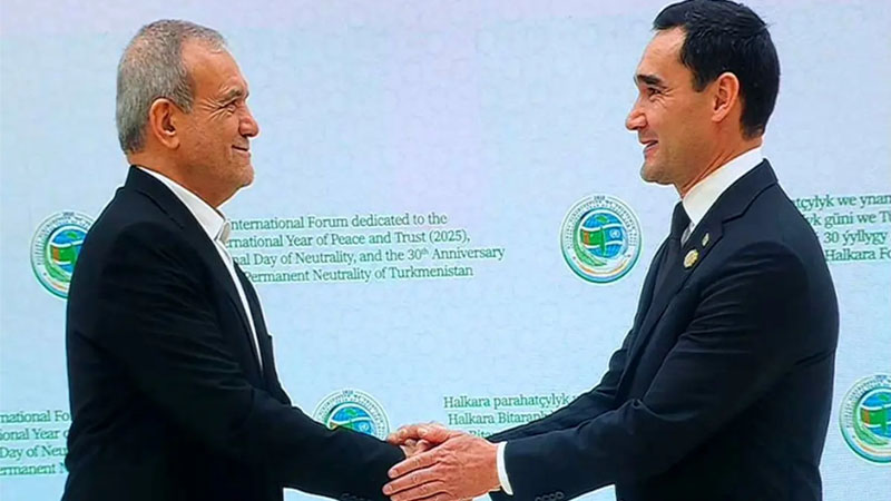 Pezeşkýan: Özara ynam milletleriň arasynda parahatçylygy we durnuklylygy kepillendirer