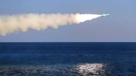 Raketa lundruese Nur: Krahu strategjik i Iranit në betejat detare