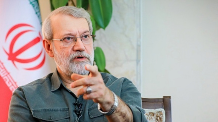 Ali Larijani: İran, Amerika'nın tehditkar söylemleri karşısında pasif kalmayacak.