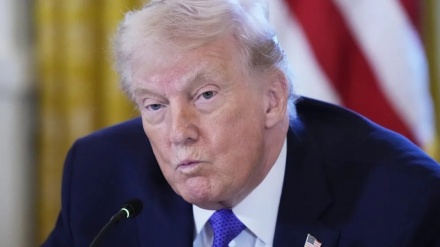 Trump menace de taxer à 25 % les pays commerçant avec l’Iran