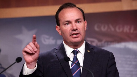 سناتور آمریکایی: مادورو را برای انتقال به آمریکا بازداشت کردیم