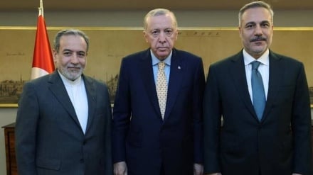 Aragçiniň Türkiýedäki syýasy maslahatlar baradaky hasabaty