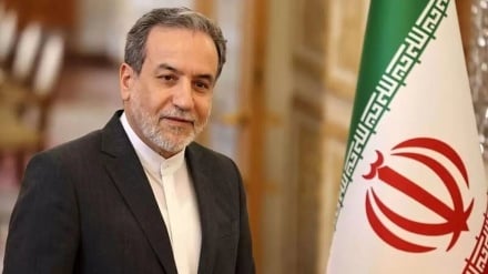 د ټرمپ ګواښ ته د عراقچي غبرګون: زمونږ وسله وال ځواکونه، ګوته په ماشه او تیار دي