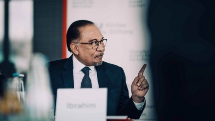 Waziri Mkuu wa Malaysia: Tutaendeleza uhusiano wa kibiashara na kidiplomasia na Iran