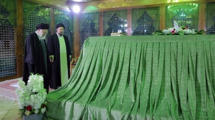 Հեղափոխության առաջնորդի ներկայությունը լուսահոգի Իմամ Խոմեյնիի սրբավայր դամբարանում+ Տեսանյութ