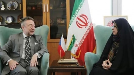 سفیر جمهوری چک در ایران: مشتاق همکاری با دانشگاه تهران هستیم
