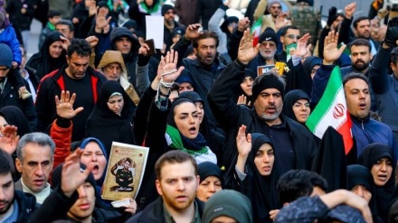 Tehronədə əmniyəti 100 qılə şəhidon əzəmətinə təşyi mərosim(şikilon)