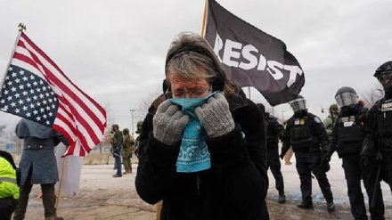 ادامه سرکوب اعتراض‌های مردمی در آمریکا